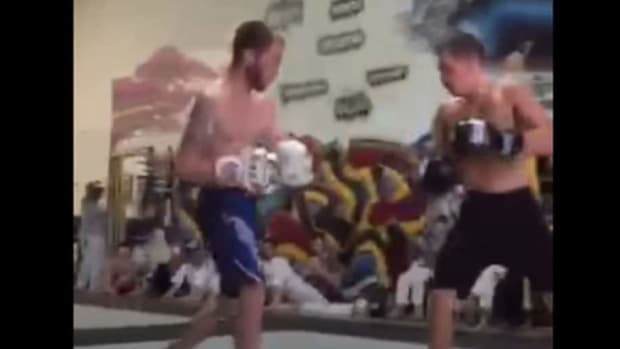 '20-0 street fighter' challenges Jiu-Jitsu instructor to fight - quickly decides he only wants to box