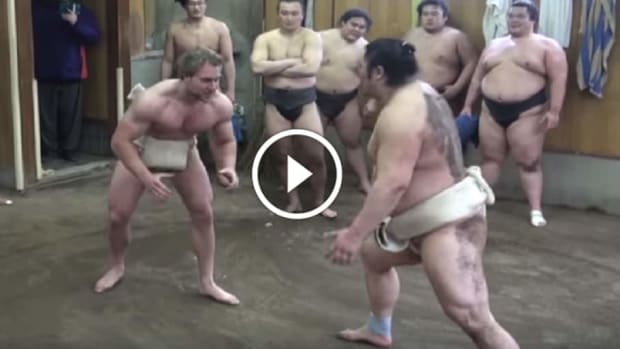 Bodybuilder and competitive eater Furious Pete tries Sumo in Japan