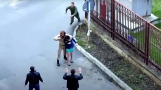 Russian soldier disarms kidnapper - finds out he made a huge mistake