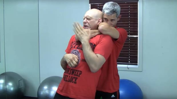 How to defend against the standing rear naked choke