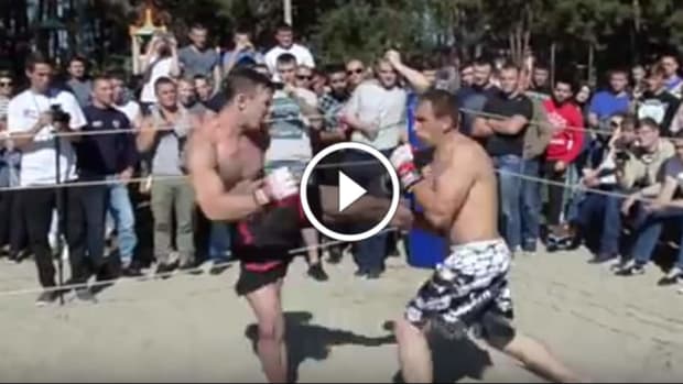 INSANE back-and-forth skilled battle ends in KO