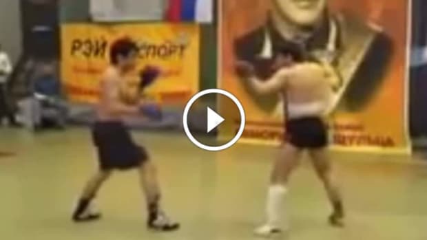 Boxer vs. Combat Sambo practitioner ends in DEVASTATING KNOCKOUT