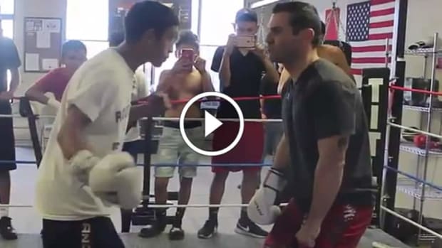 YouTuber organizes punching competition at boxing gym - gets KO'd