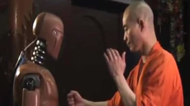 Real Shaolin monk gets one-inch punch scientifically tested