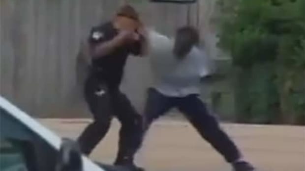 Transit cop blasts thug with Muay Thai