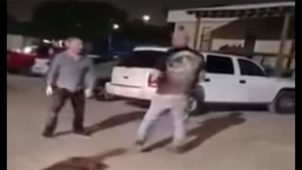 Man tries to rob pro MMA fighter in a parking lot - does NOT go as planned