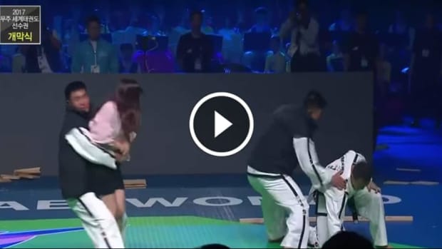 Taekwondo black belt shows things you MUST know to protect your woman