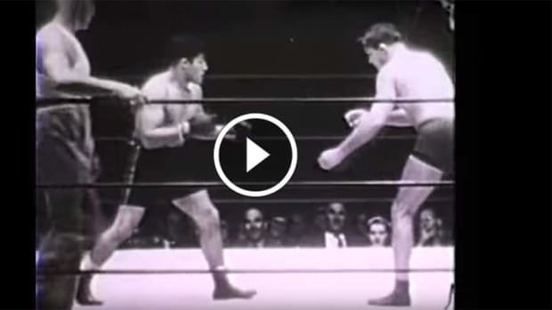 Wrestler vs boxer in real fight in the1930s