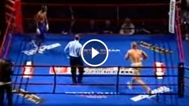 WATCH: FASTEST KO in boxing history - 1.5 Seconds