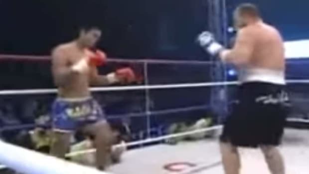 Muay Thai champion vs. HUGE boxing champion with 100-pound weight advantage