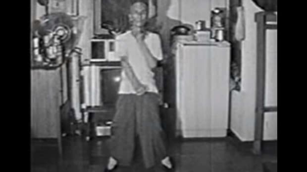 Last recorded footage of Bruce Lee’s teacher IP man (days before his death)