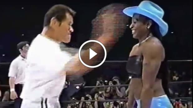 WATCH: Fans line up to be slapped in face by wrestling legend