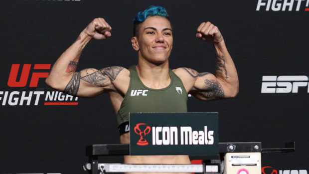 jessica-andrade-ufc-fight-night-205-official-weigh-ins