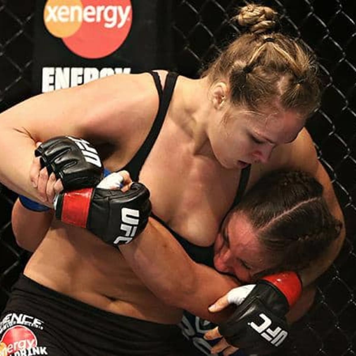 Rousey: Bigger boobs an issue in WMMA - MMA Underground