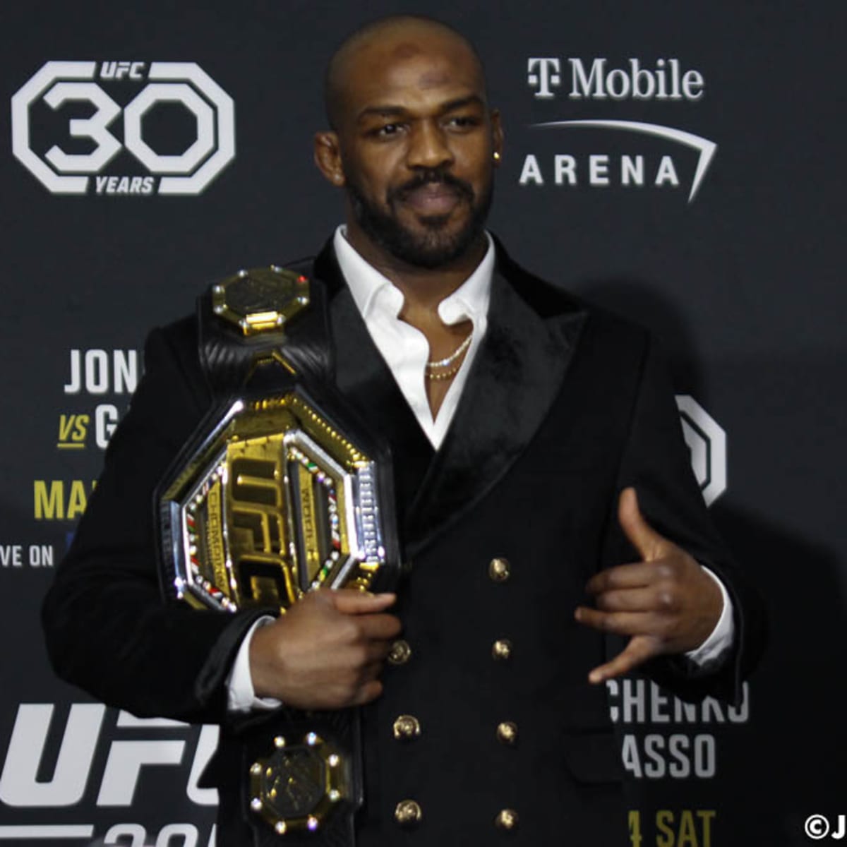 Jon jones deals belt