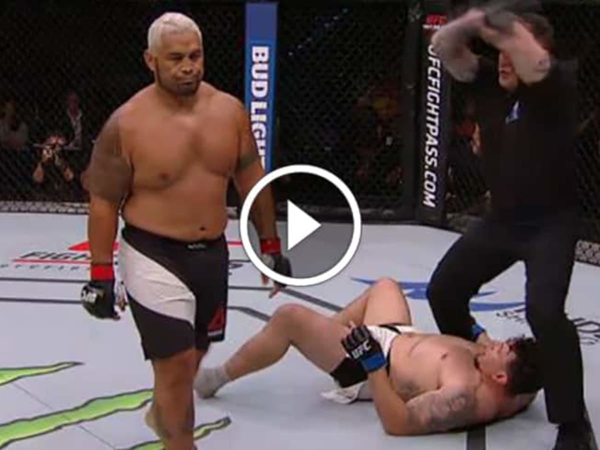 One of the most awesome walk-off KOs in UFC history - MMA Underground