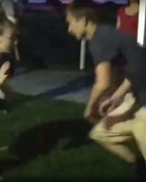 Girl destroys multiple boys with Jiu-Jitsu in the park