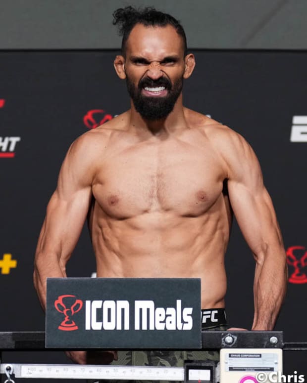 michel-pereira-ufc-fight-night-206-official-weigh-ins