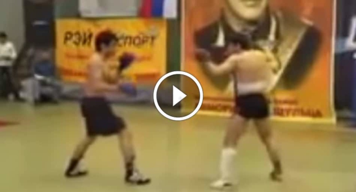 Boxer vs. Combat Sambo practitioner ends in DEVASTATING KNOCKOUT