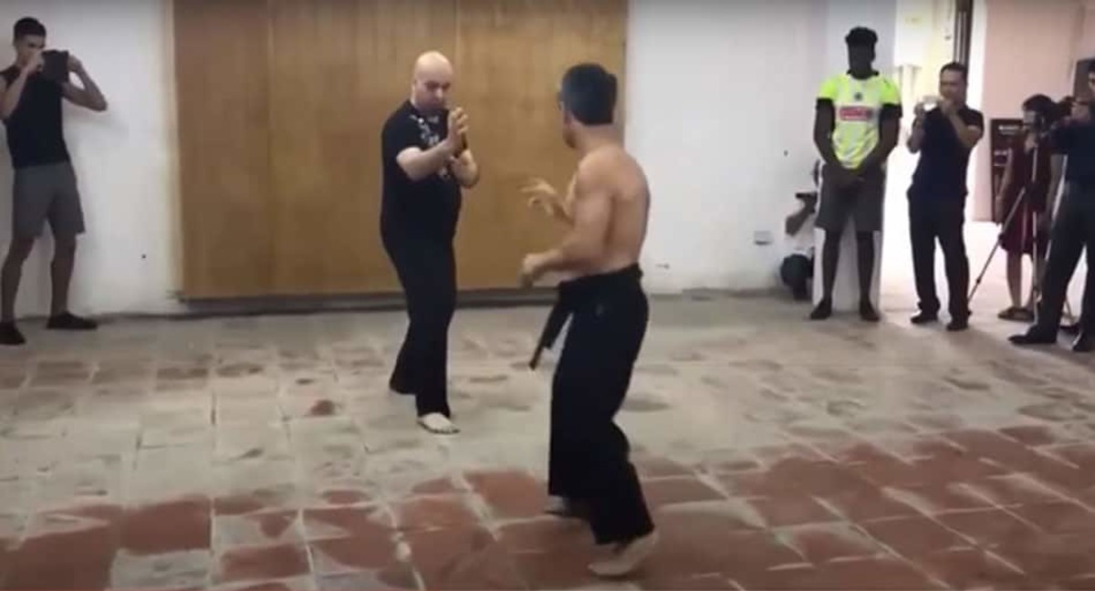 Wing Chun expert in underground, bare-knuckle fight vs. Karate black belt
