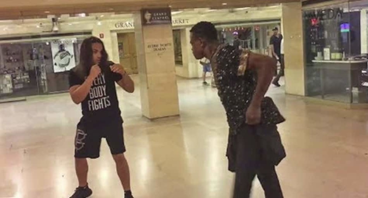 Guy who 'trains UFC' gets into crazy fight at Grand Central Station
