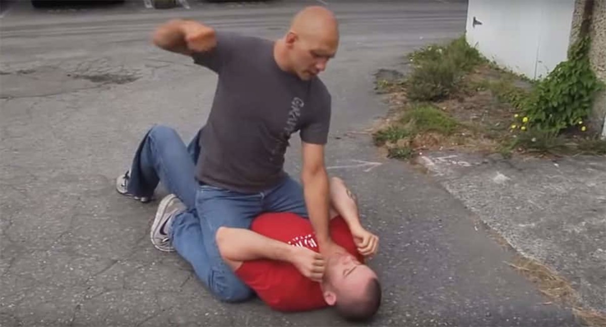 How to escape the absolute worst position in a street fight