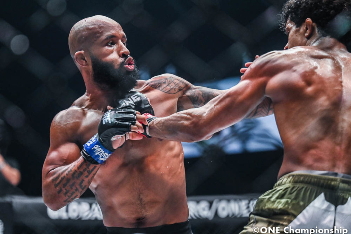 Demetrious Johnson's epic flying knee wins ONE's 2022 MMA 'Knockout of