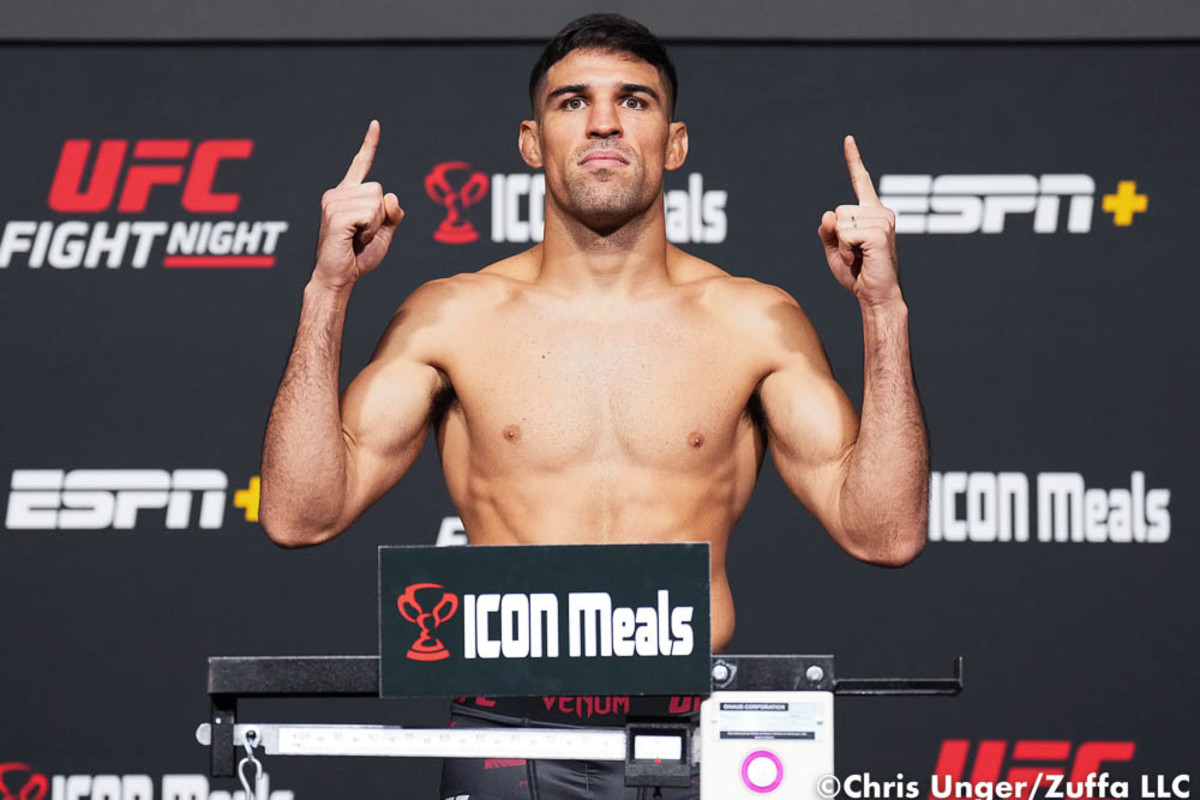 vicente-luque-ufc-on-espn-40-official-weigh-ins