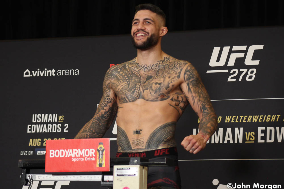 tyson-pedro-ufc-278-official-weigh-ins