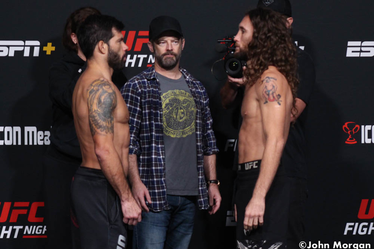 raphael-assuncao-victor-henry-ufc-fight-night-212-official-weigh-ins