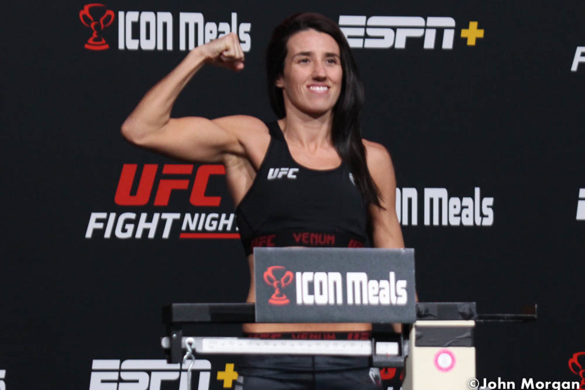 marina-rodriguez-ufc-fight-night-214-official-weigh-ins